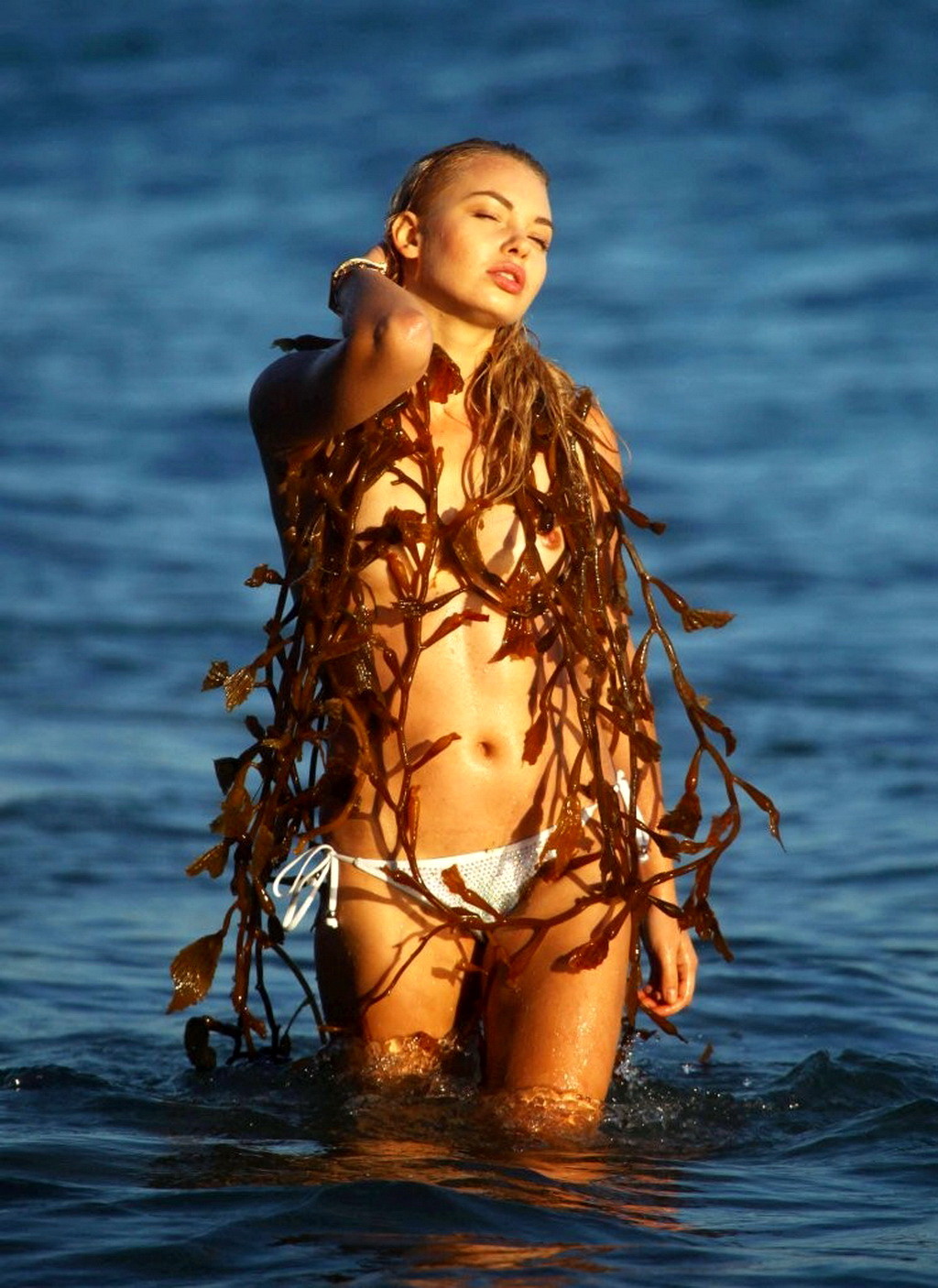 Daria Protsenko topless ripped in sea wheat for 138 Water ad photoshoot in Malib #75218935