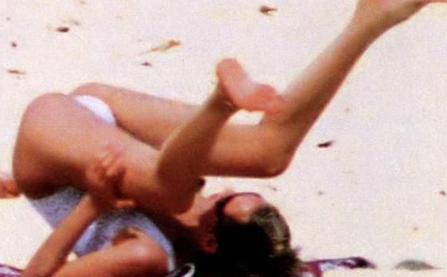 Celebrity Uma Thurman extremly hot nude boobs on the beach #75401213