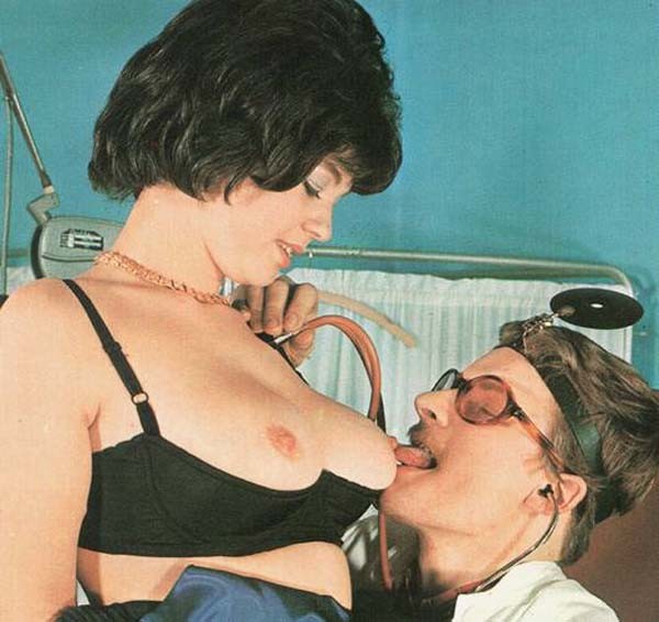Seventies doctor inspecting two retro ladies #77326747