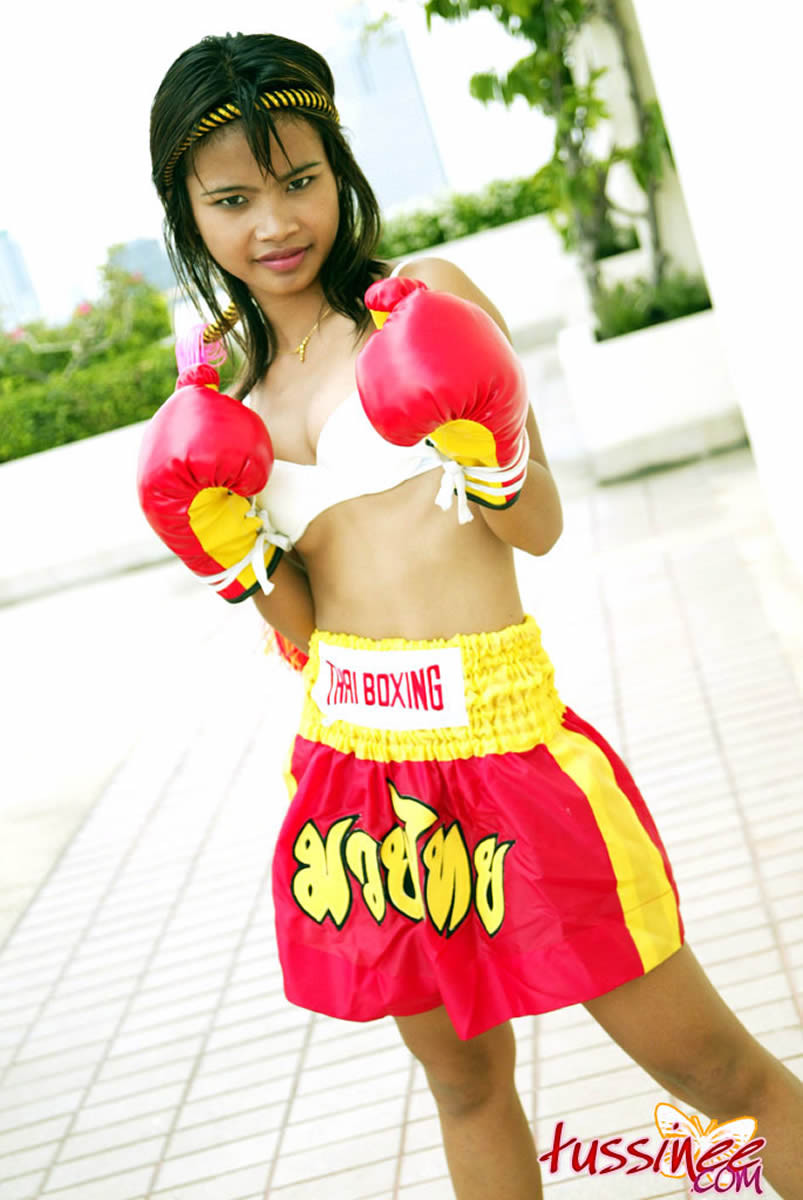 Thai teen girl boxer
 #69756662