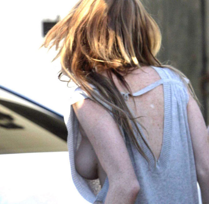Lindsay Lohan, célébrité de Scandal, cul et seins nus
 #75427332
