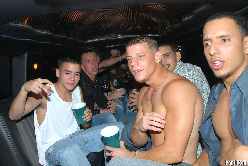 Big dick dudes meet up in a gay club to share their anal pleasures
 #76956780