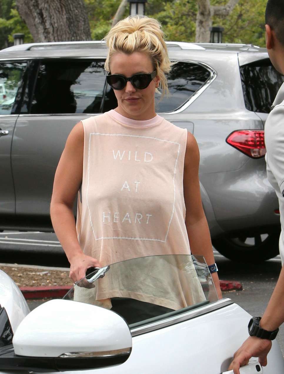 Britney Spears  see her perfect tits through  paparazzi shoots #75191459