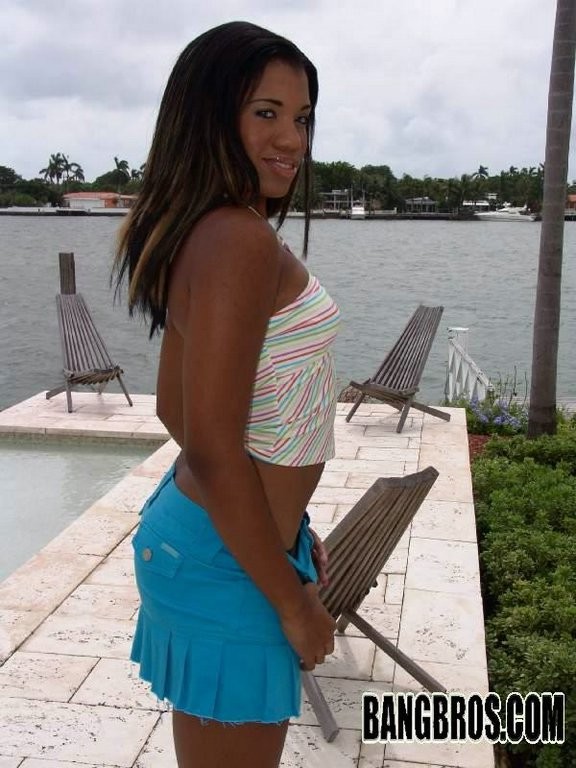 Dulce sydnee
 #70515043