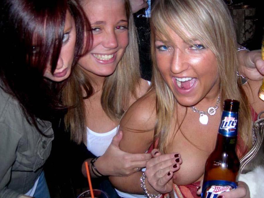 Fotos de chicas amateurs realmente borrachas que se vuelven salvajes
 #76395580