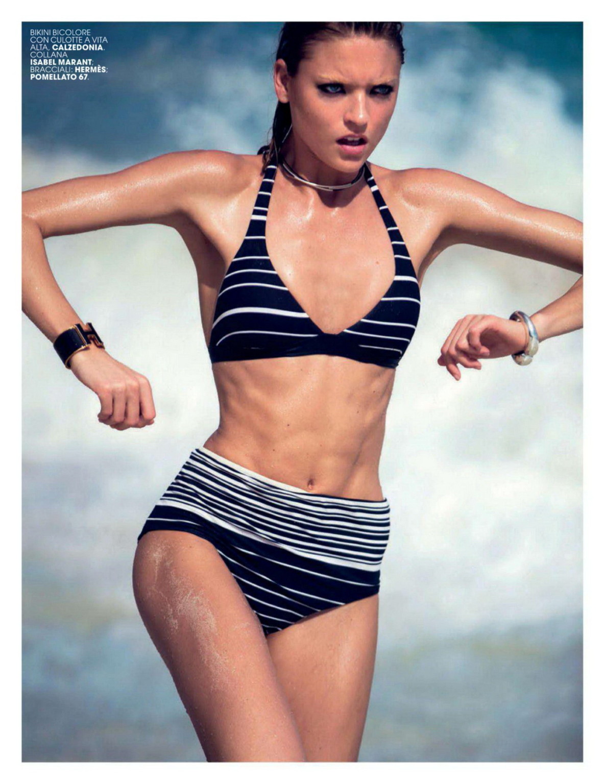 イタリアのMarie claire誌2014年6月号で巨乳を披露するマーサ・ハント
 #75192492
