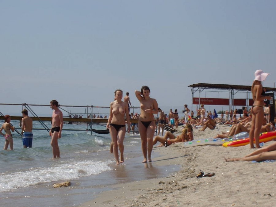 Increíbles fotos nudistas
 #72311563