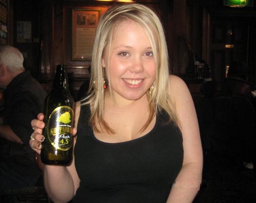 BBW bar girl enjoying beer and friends #71725691