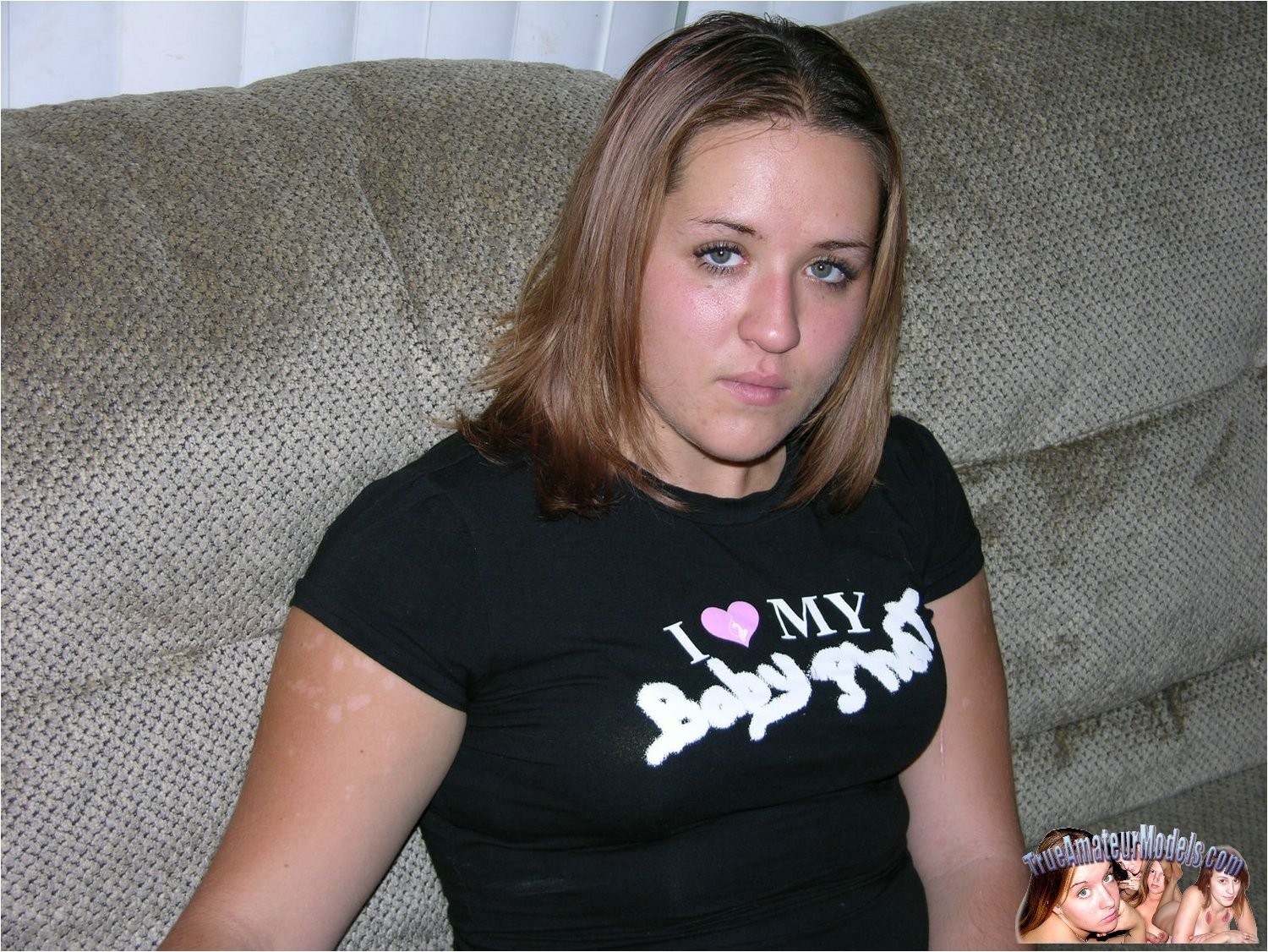 Amateur Teen Spreading Her Hairy Buttcrack Apart #68287454