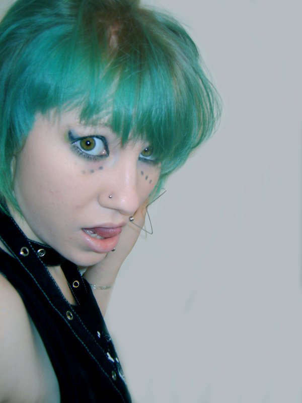 ランダムなアマチュアシーンの雌犬の写真
 #67639327