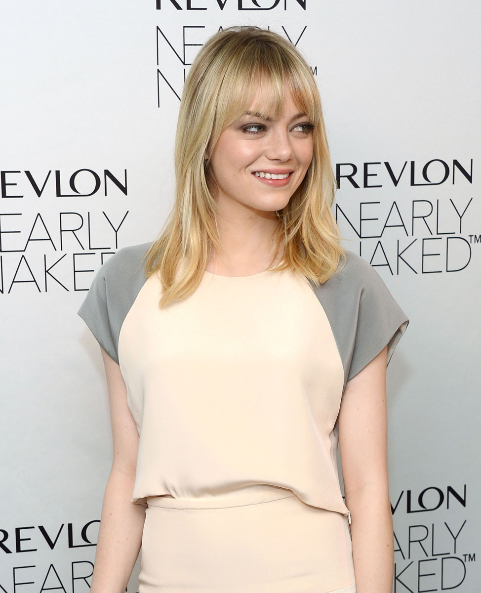 Emma Stone looks sexy and hot in dress #75246792