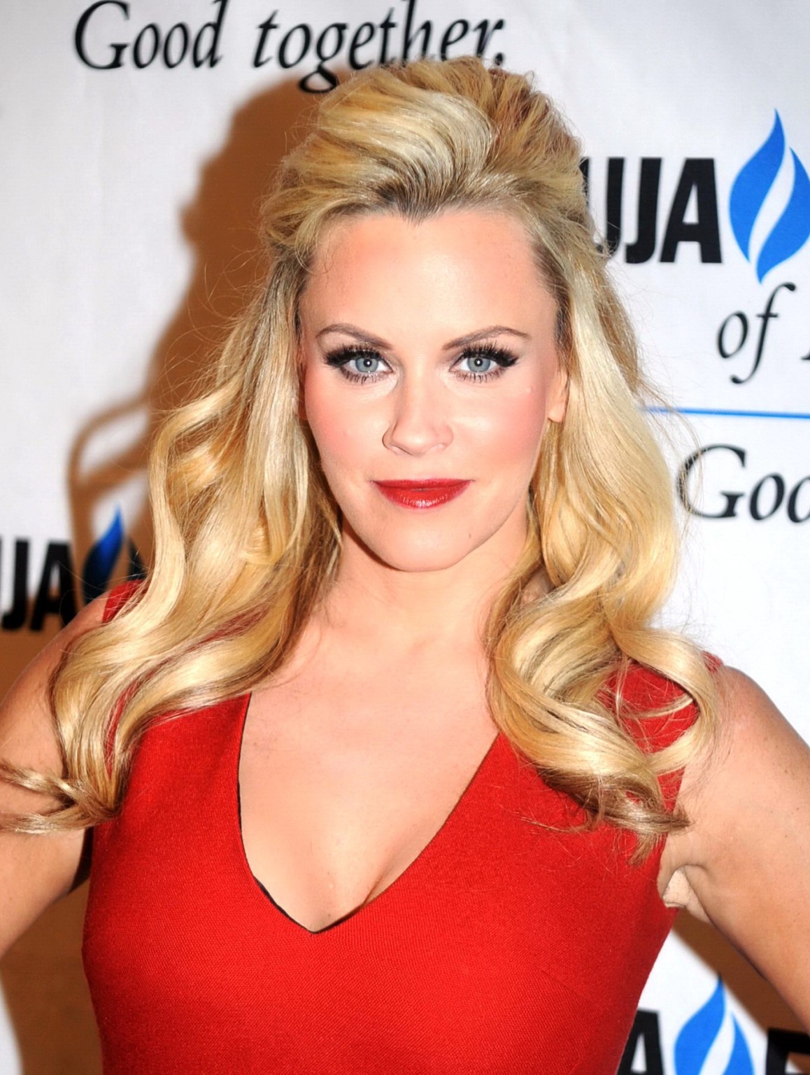 Jenny McCarthy showing cleavage at the UJA-Federation of NY Entertainment Media  #75230470