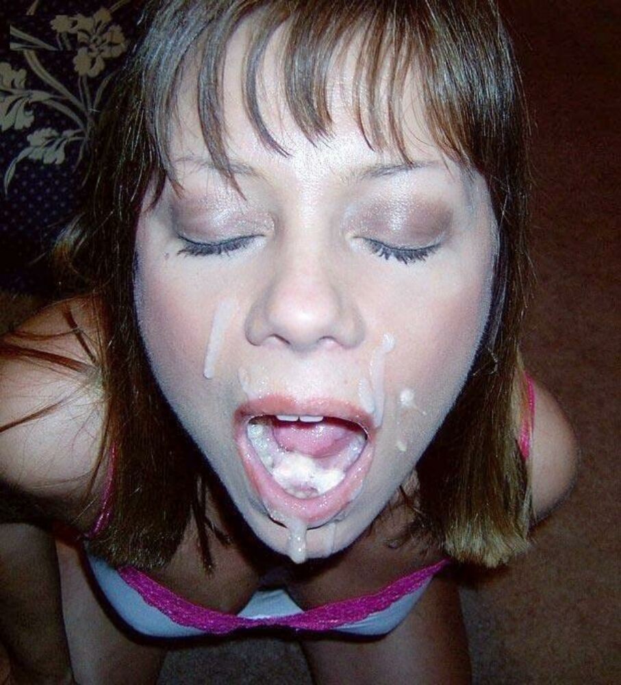 リアル・ティーン・ガールがチンポを舐めてザーメンを発射するシーン13
 #74362924