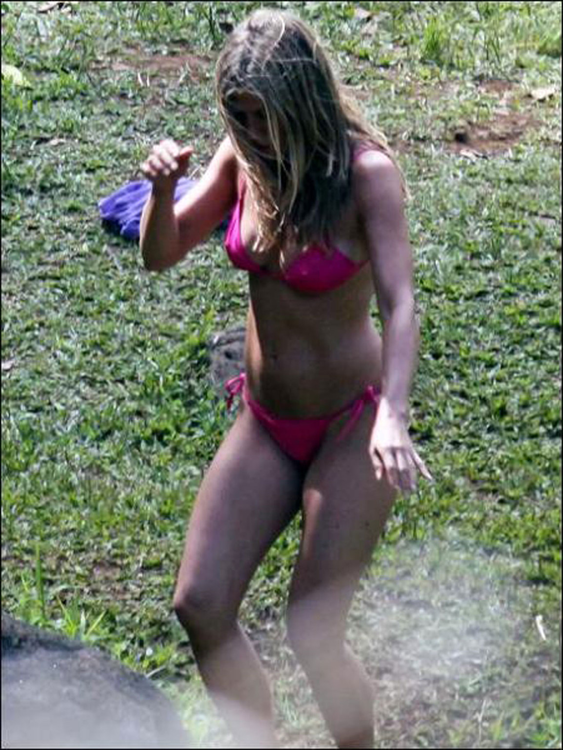 Jennifer Aniston exposing her sexy body and hot ass in bikini #75348512
