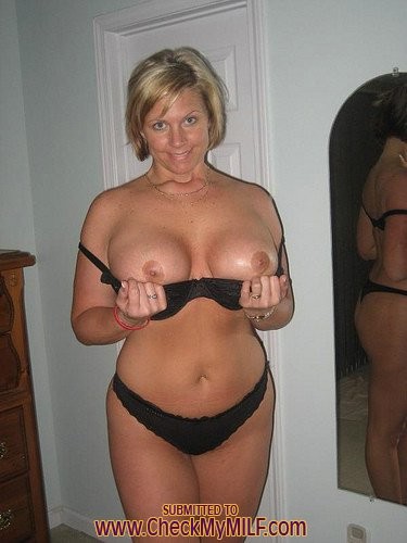 Busty amateur housewife posing #77585649