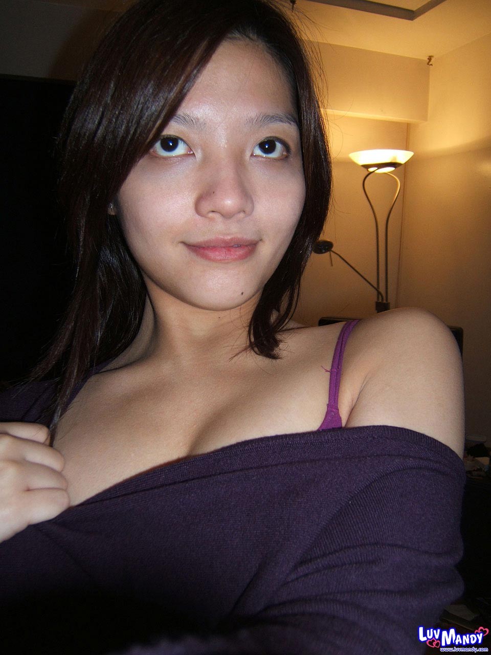 Asiática chica de al lado autofotos
 #69965262