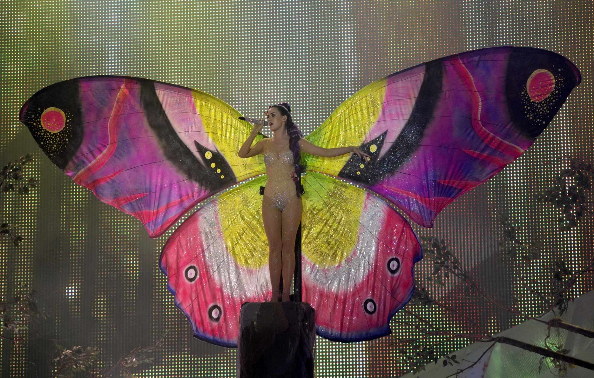Katy Perry trägt ein enges, teilweise durchsichtiges Outfit beim muchmusic video award 2012
 #75259682