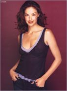 Celebrity Ashley Judd Perfect Smile And Sexy Body Glamour Pics