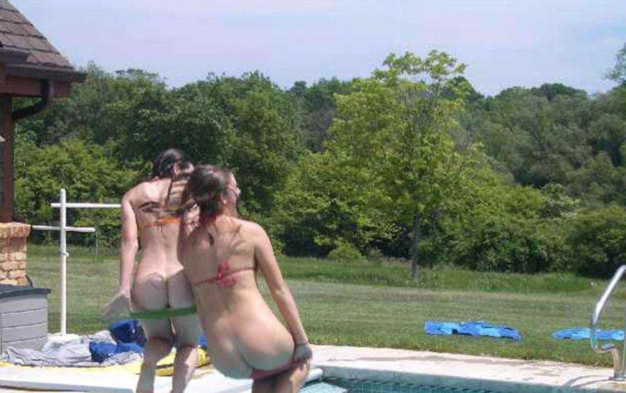 Richtig betrunkene Amateur-Mädchen auf einer Pool-Party
 #76396366