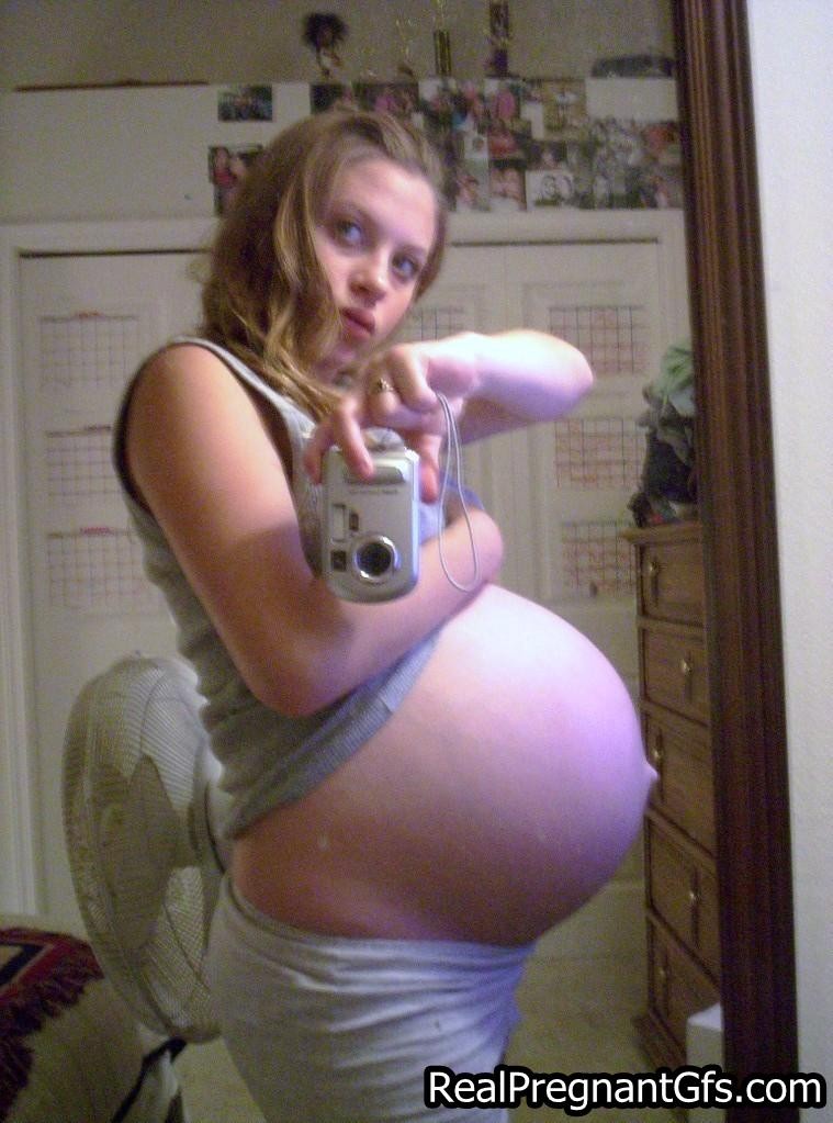 Sexy pregnant girlfriends posing #76520415