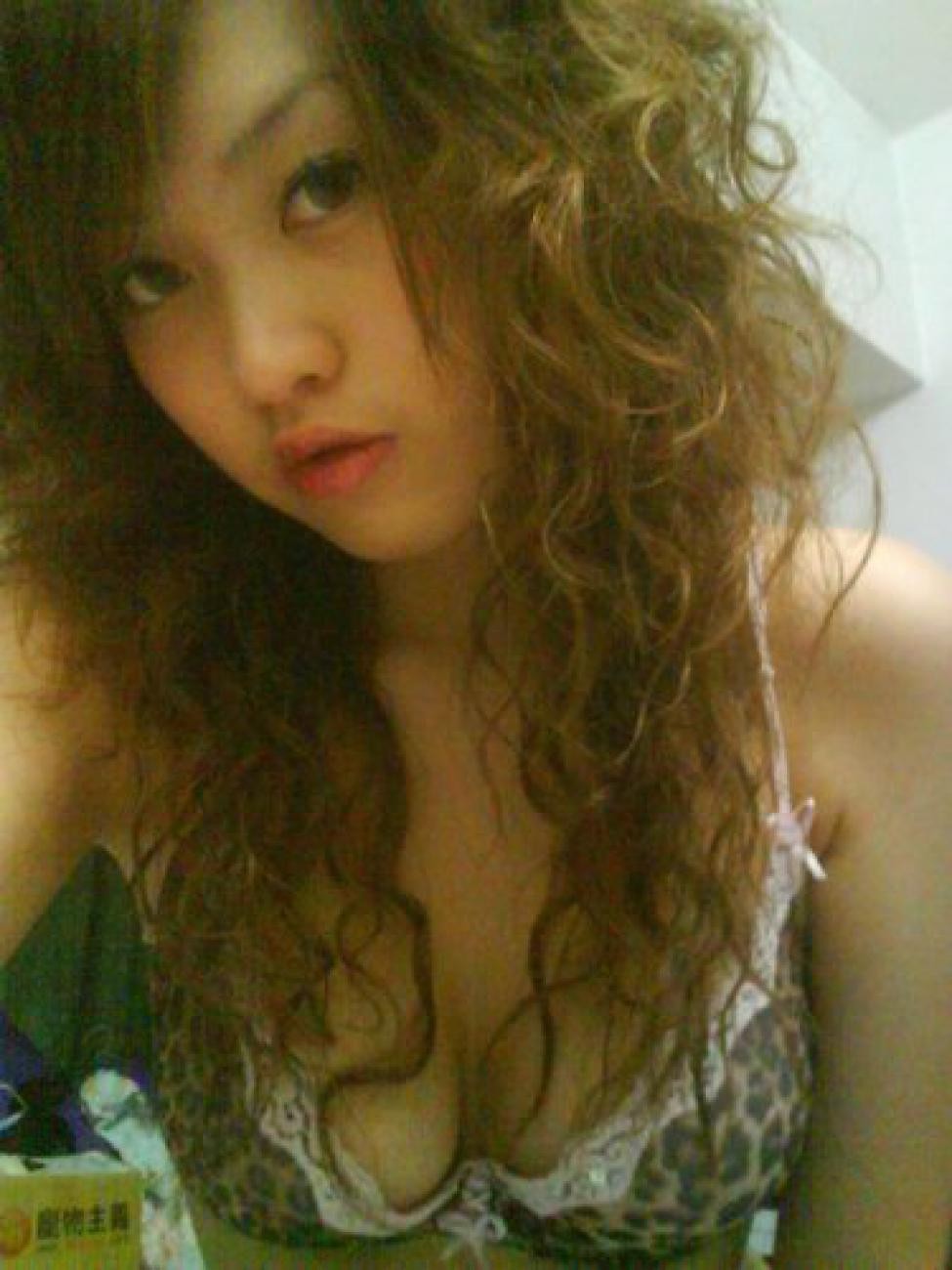 Naughty and hot selfpics taken by an amateur Asian chick #69921485
