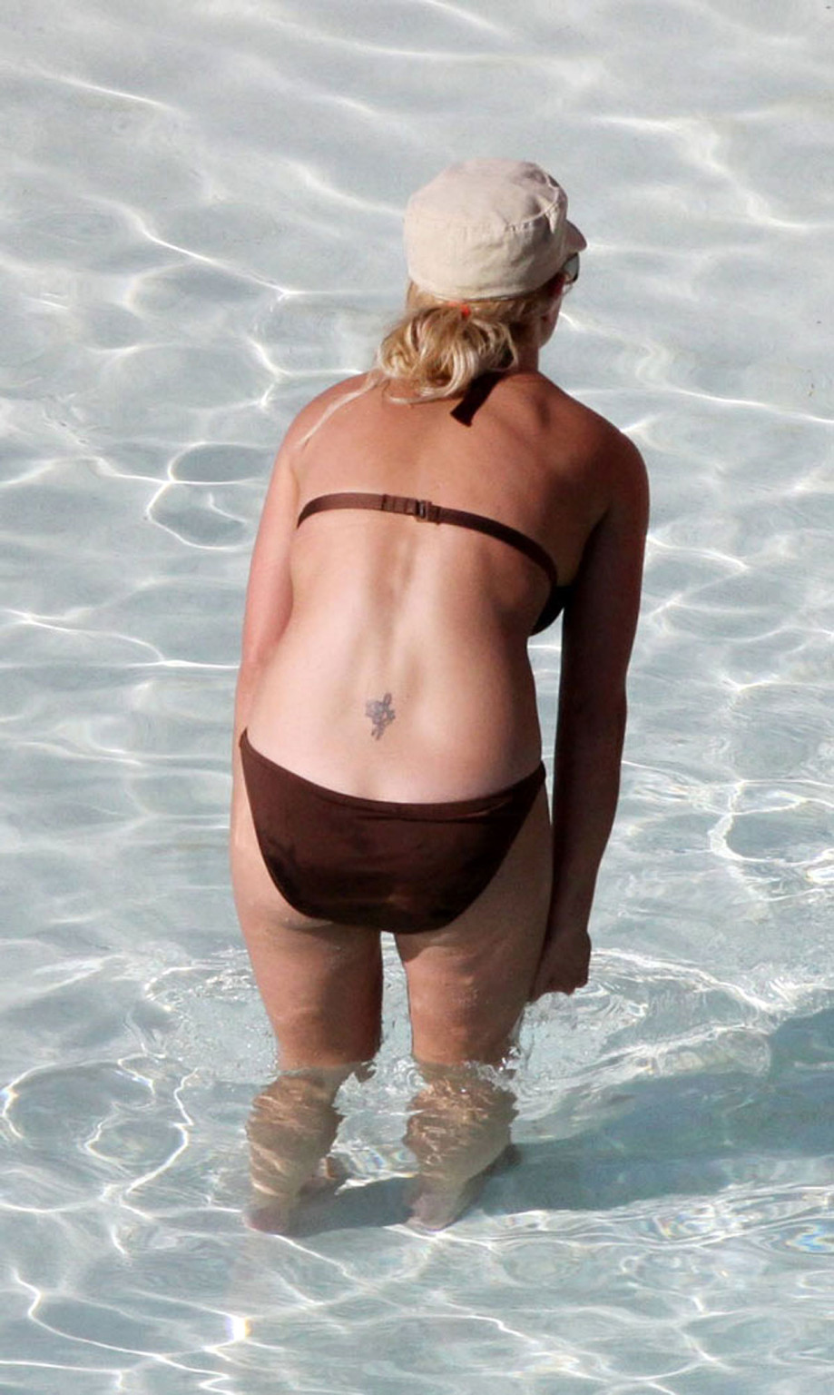 Britney Spears exposing her sexy body and hot ass in bikini #75350283