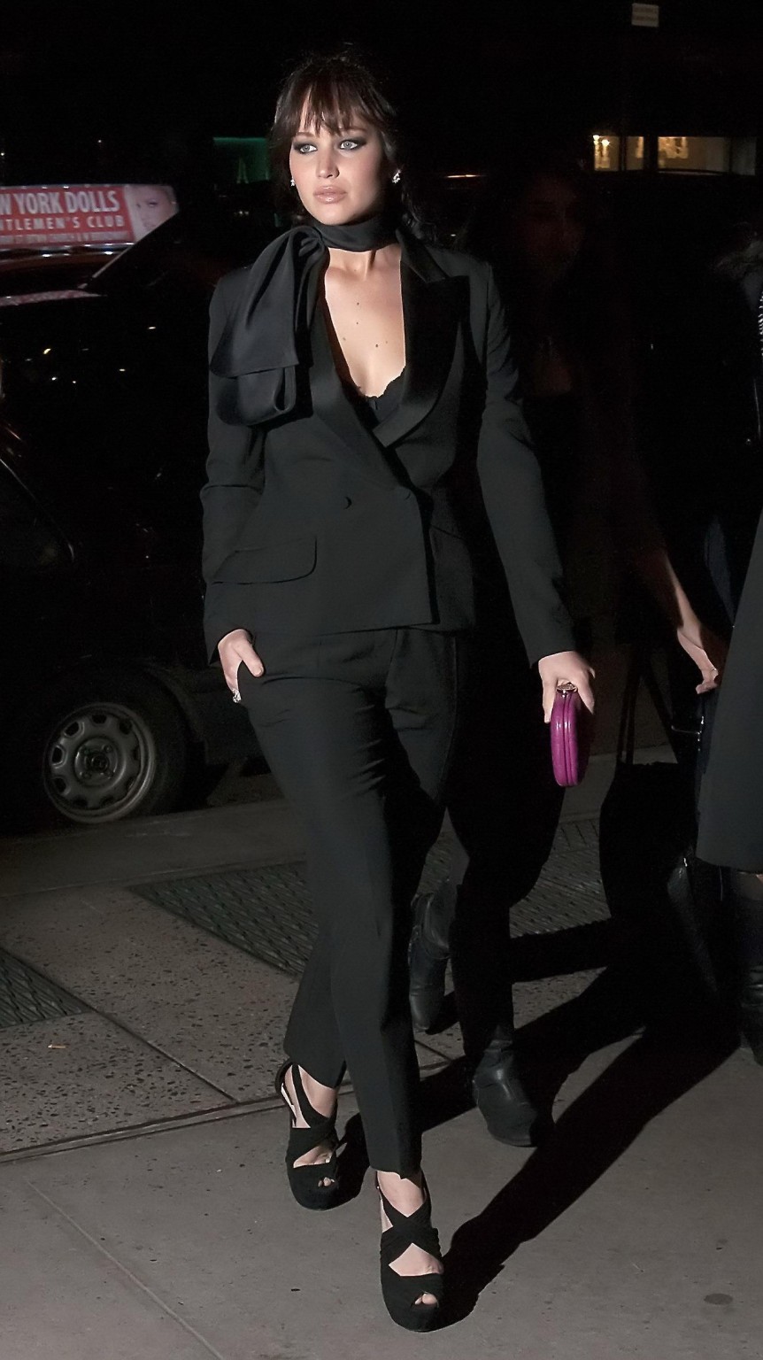 Jennifer Lawrence bra peak at 'The Silver Linings Playbook' premiere in NYC #75248492