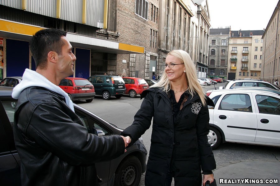 12 fotos y 1 pelicula de wynnie de euro sex parties
 #74517088