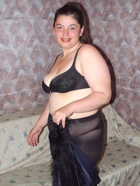 Grosse femme amateur nue
 #75584570