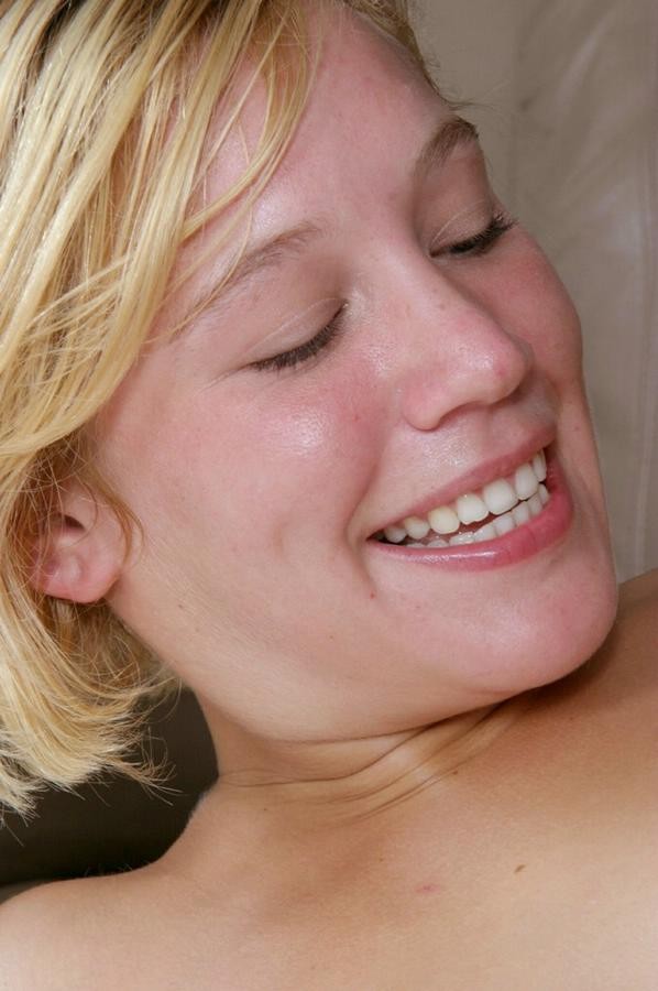 あなたの街でカジュアルセックスを持っているシングルベイブ
 #78157549