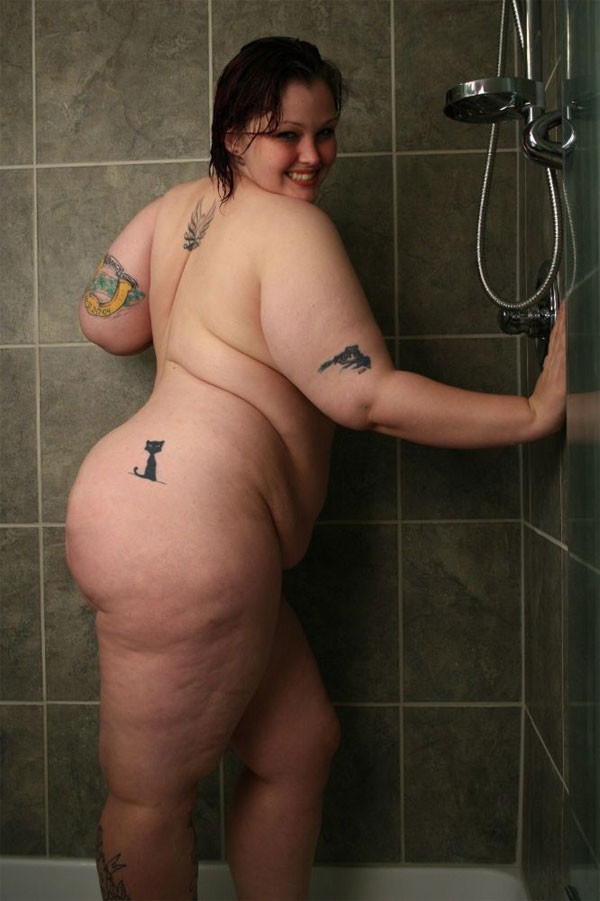 Naked fat girl teasing in the shower #75554243