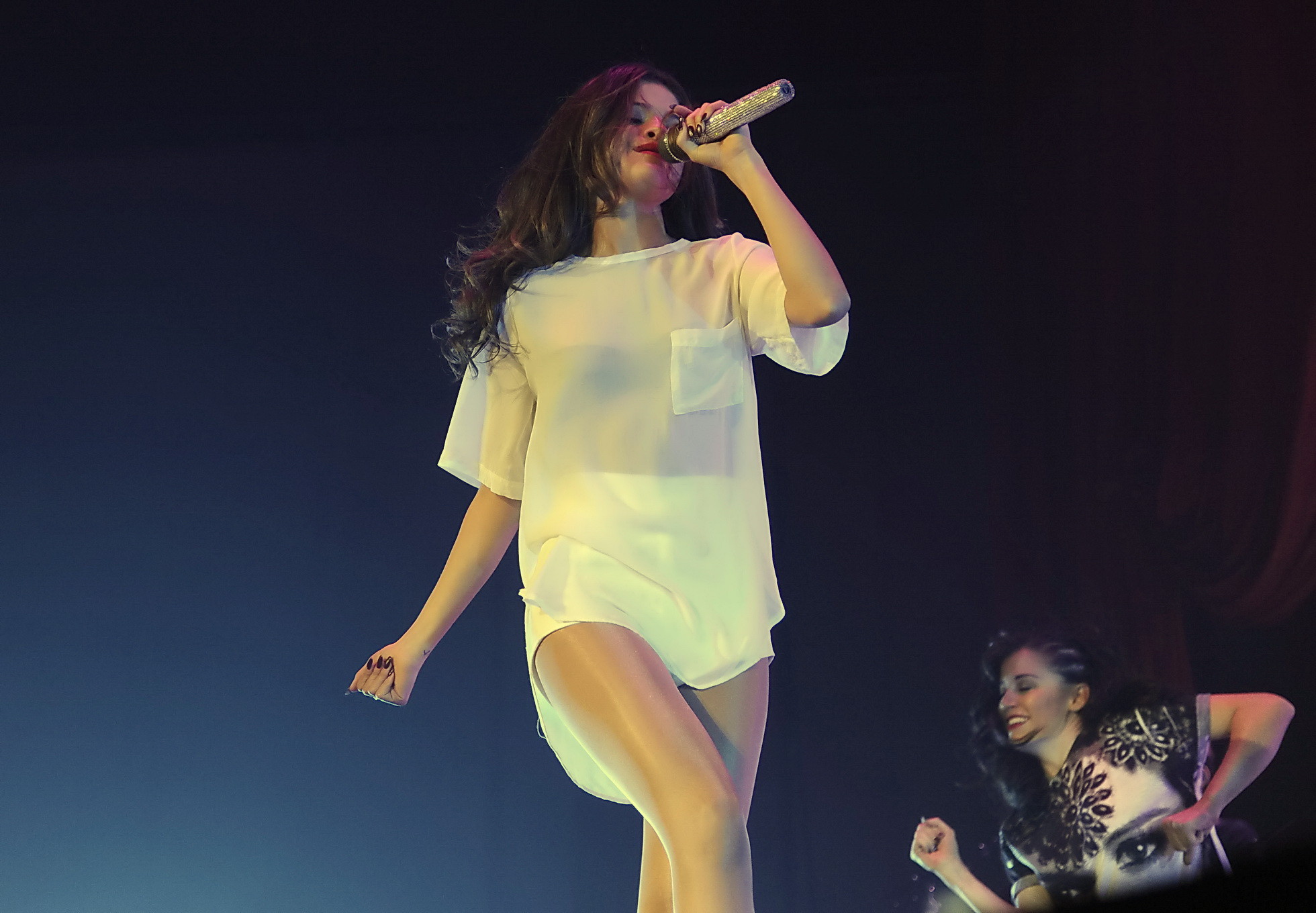 Selena Gomez see-through to bra and pantyless while performing at the stage on S #75218926
