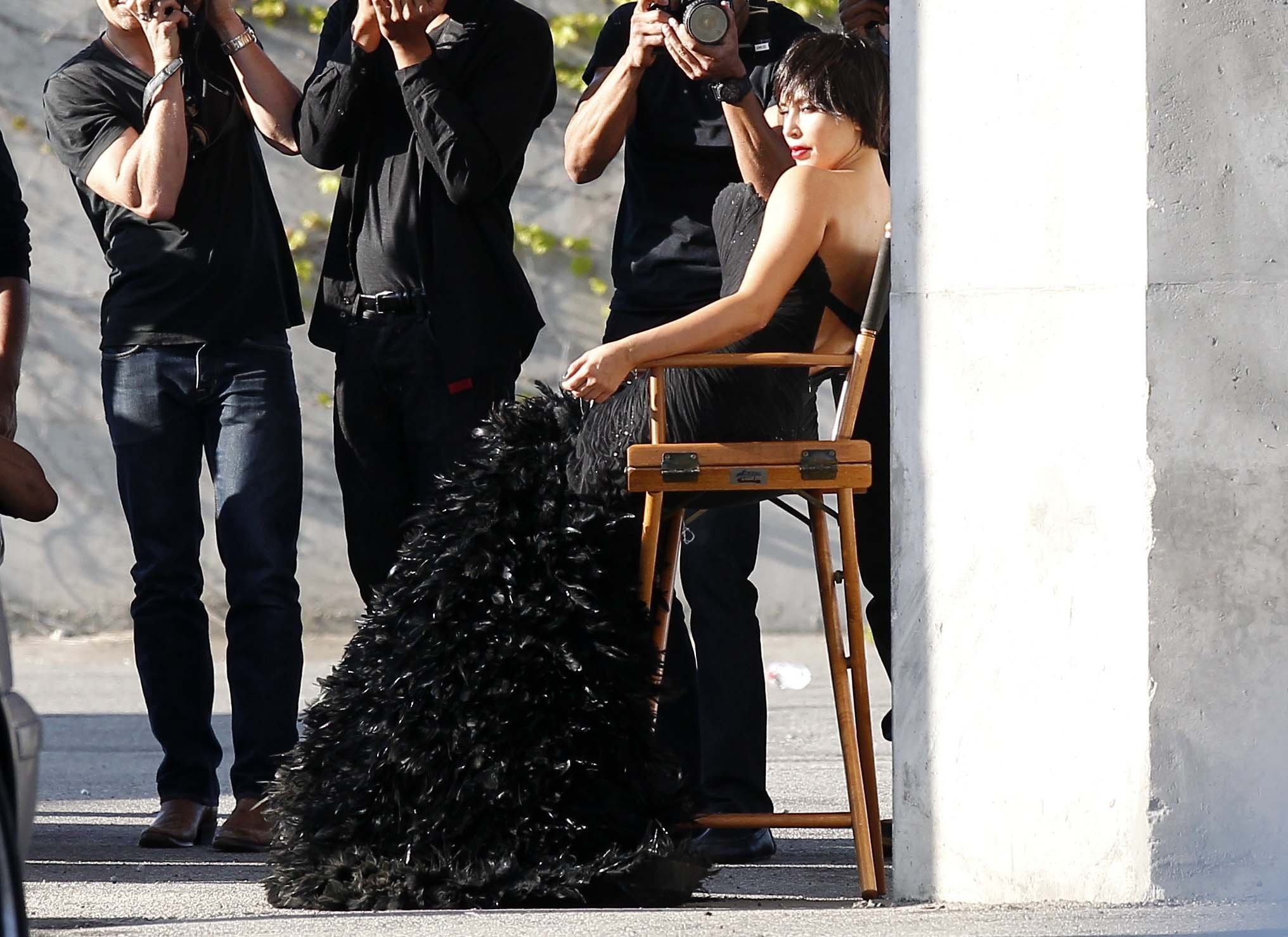 Kim Kardashian che fa un photoshoot molto caldo a Los Angeles
 #75263360