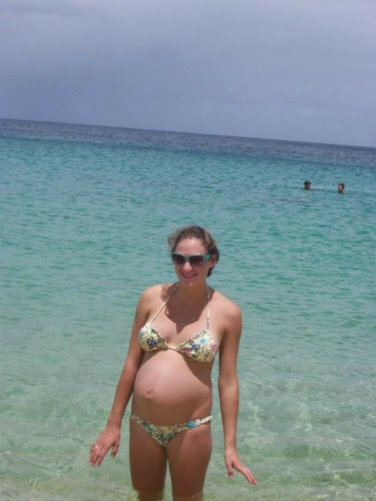 Pregnant gfs posing and fucking #67716657