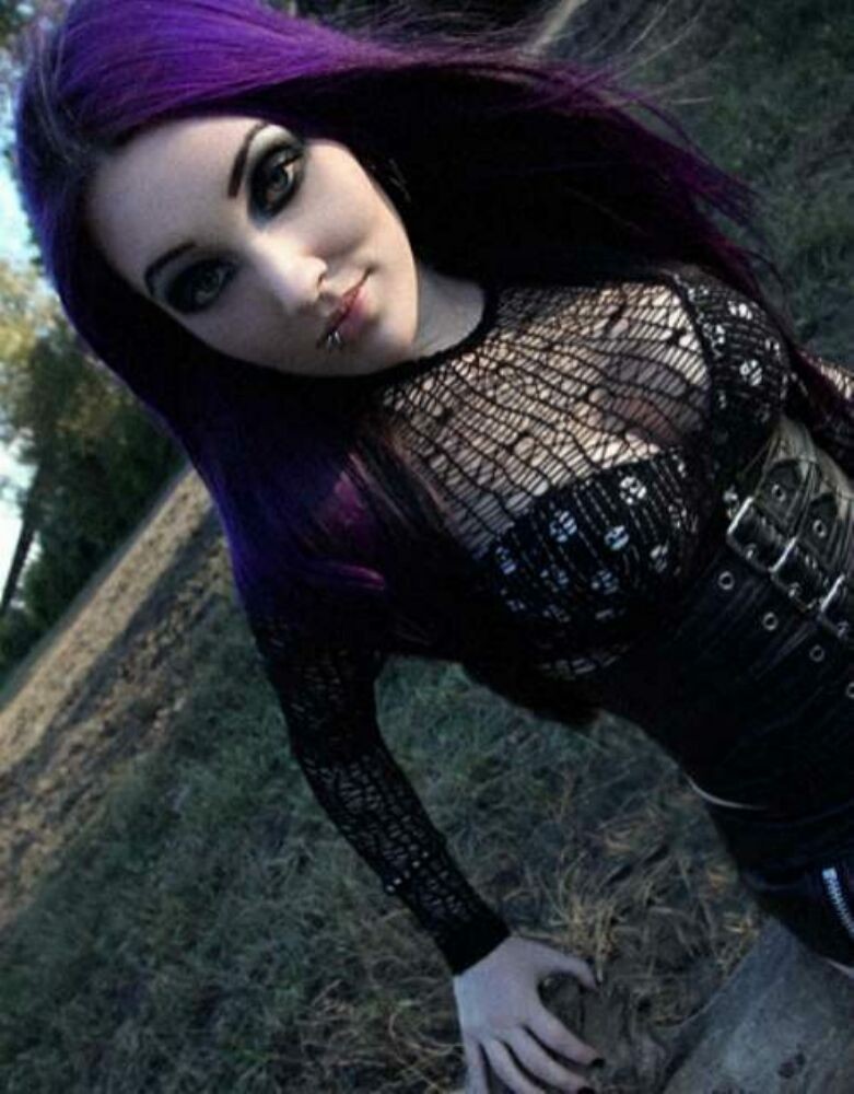 Emo gfs posing and selfshot gallery 17 #67951389