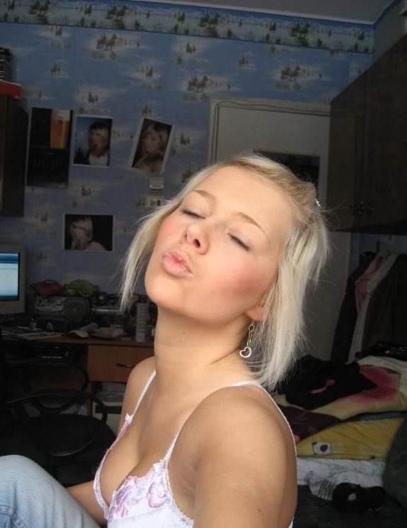 Gorgeous cute teen with big tits posing on camera #71453497