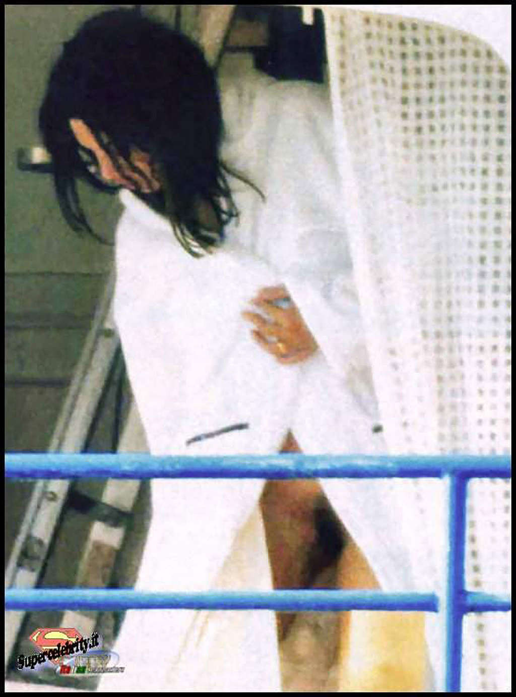Monica bellucci mostrando sus lindas tetas grandes en desnudo de película y su lindo coño
 #75361396