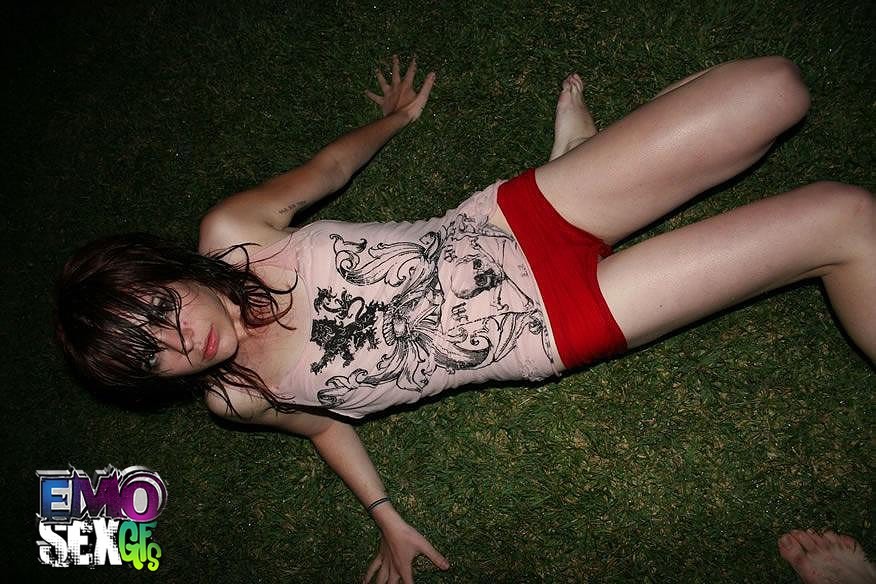 Erotische Bilder der Ex-Freundin
 #68200037