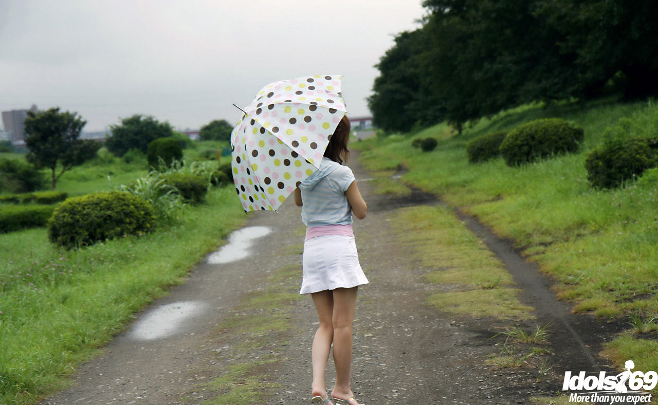 日本のティーンの野外活動
 #69909873