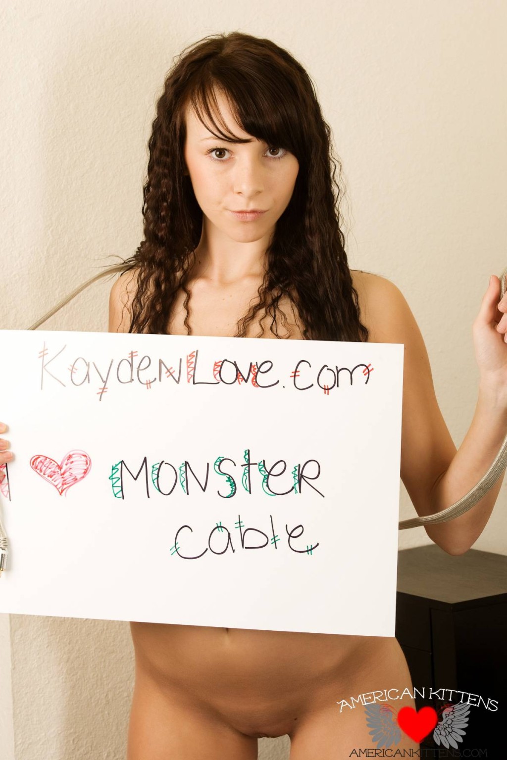 Kayden Love fan sign #77178939