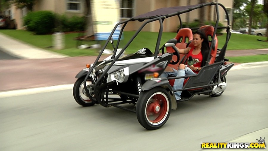 Increíble caliente jóvenes paseo segways y gocarts desnuda en estos calientes follando y chupando
 #67351101