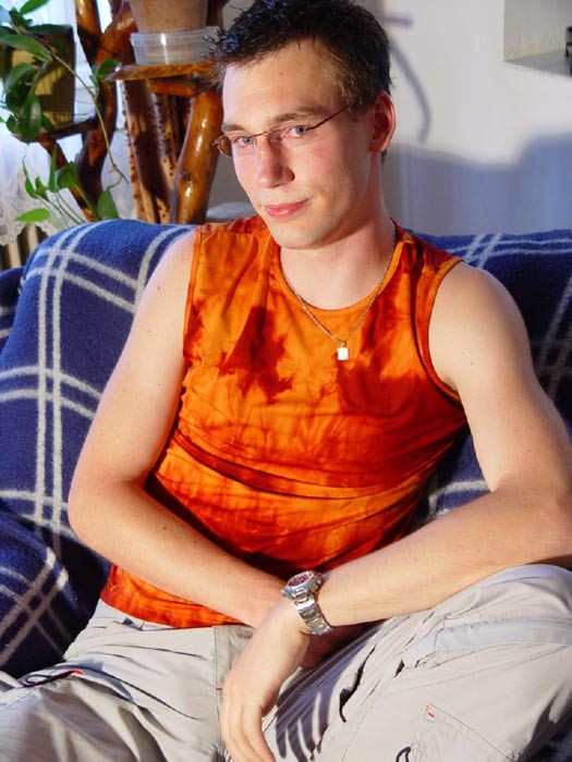 Smooth shaven twink does seductive striptease #76992539