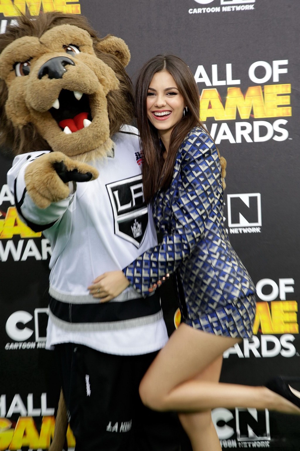 Victoria Justice leggy wearing a shorts at the 4th Annual Hall of Game Awards in #75204613