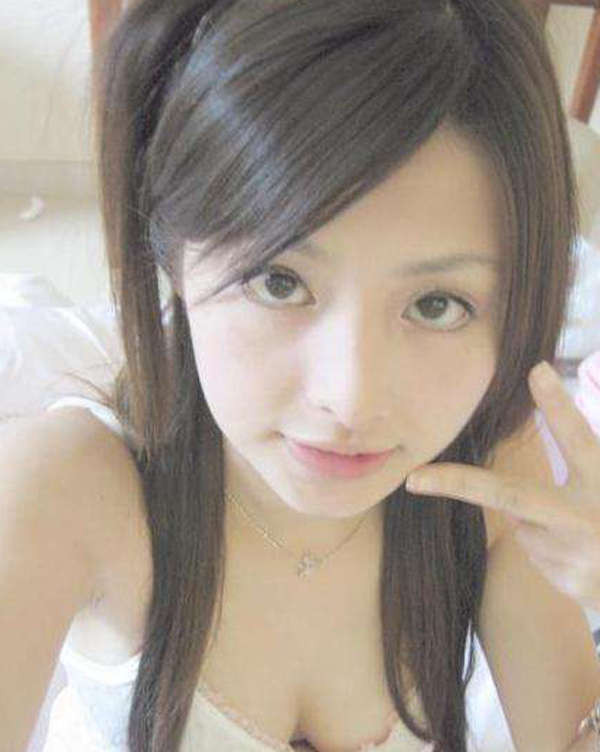 Bilder von drei asiatischen Amateur Cuties
 #68479047