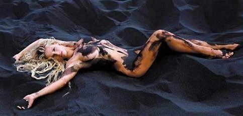 Sexy Celeb Michelle Hunziker posing naked at the Beach #72239887