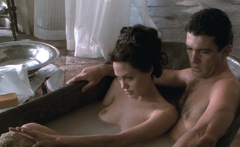 Angelina Jolie nuda
 #75423785