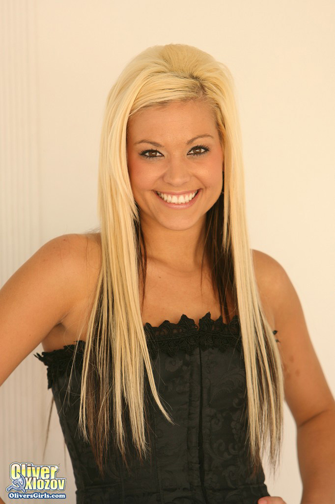 Preciosa jovencita
 #68209236