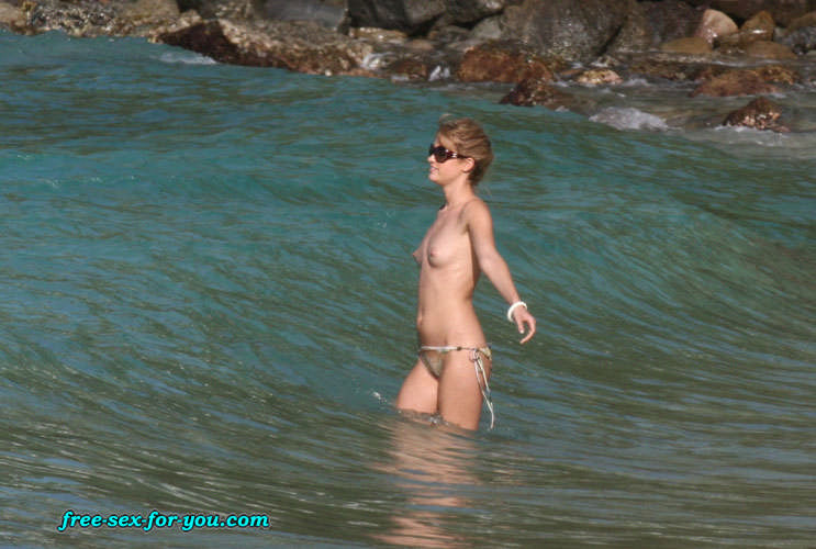 Julie Ordon showing her nice tits topless beach paparazzi pics #75425246