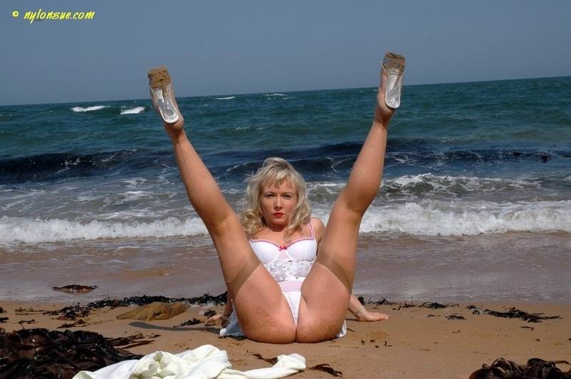 Blonde amateur milf in nylons on the beach #78029819