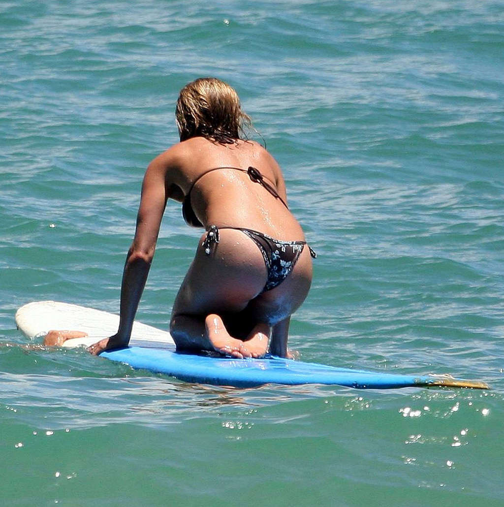 Jennifer aniston la migliore compilation del suo culo sexy in bikini
 #75358304